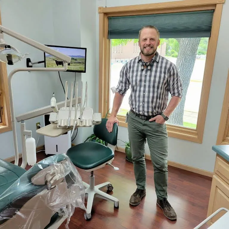 Dr. Brian Hettinger, DDS